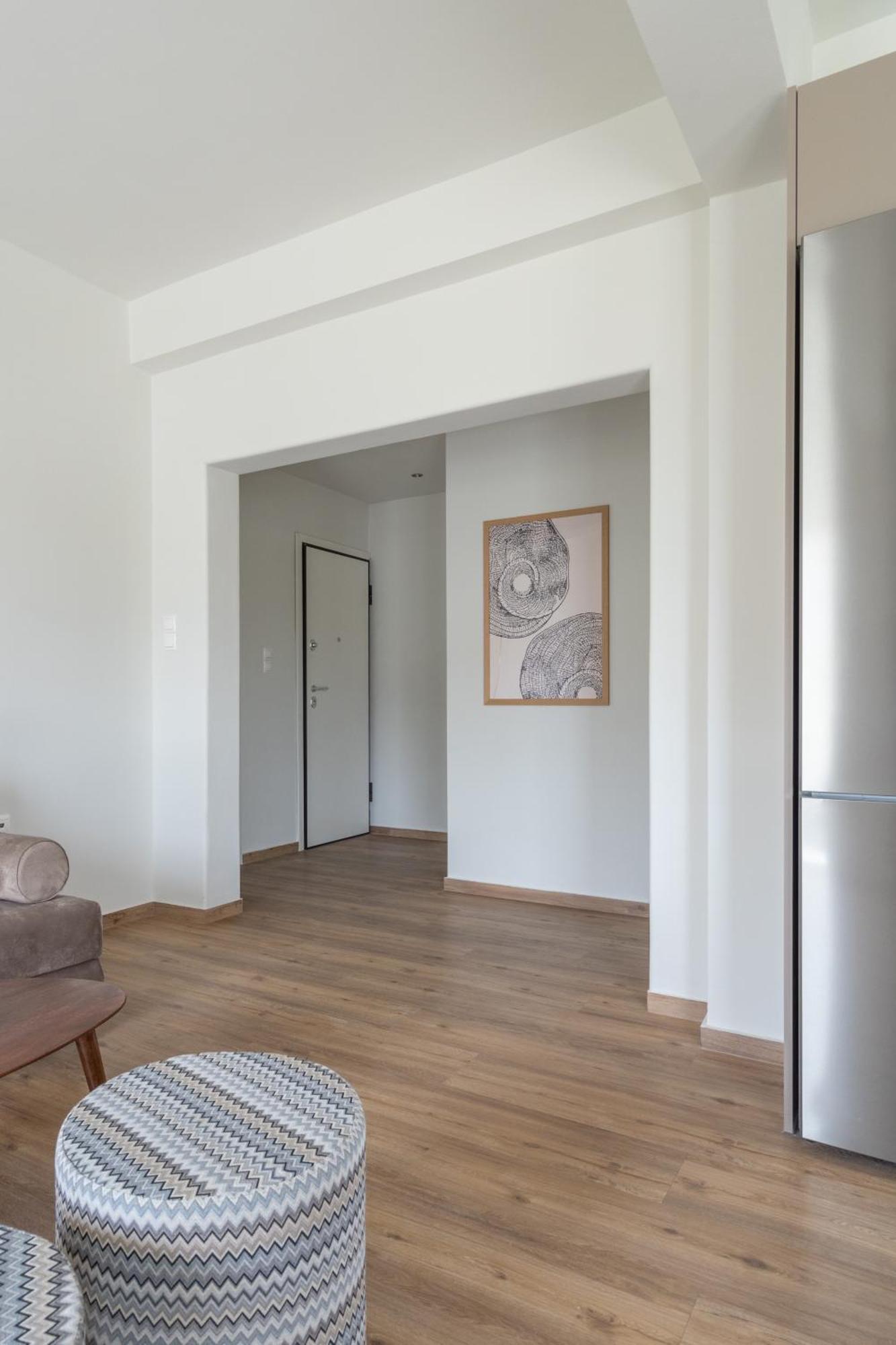 Sea View Stylish Penthouse In Varkiza Vari (Attica)