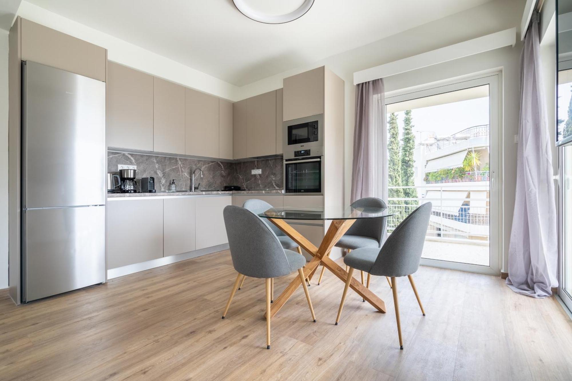 Sea View Stylish Penthouse In Varkiza * Vari (Attica)